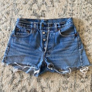 Stickie denim shorts
